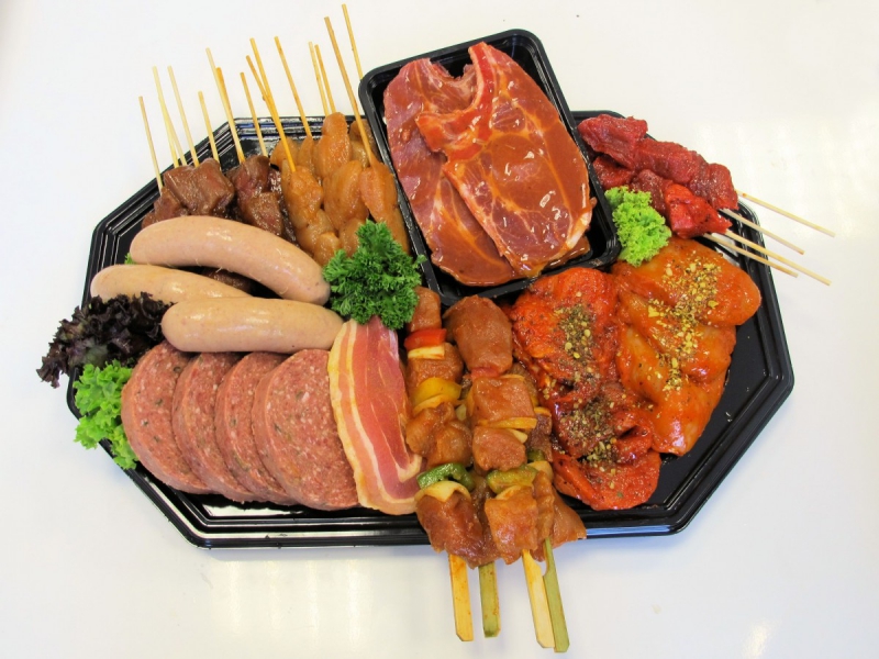 boucherie-LIEUCHE-min_bbq_butcher_shop_supermarket_meal_party-766127